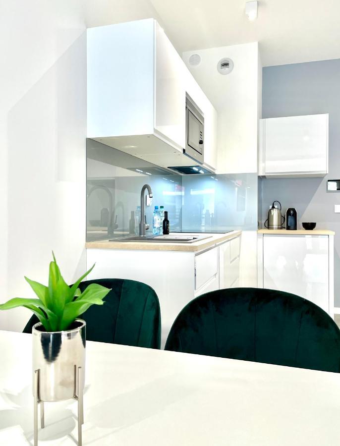 Modern Green Apartment Kraków Exteriör bild